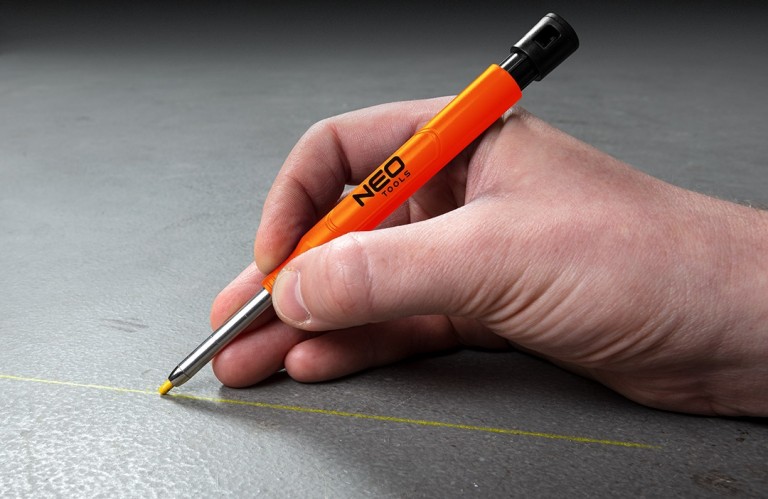 NEO - Jelölőceruza hegyezővel és 12 utántöltővel